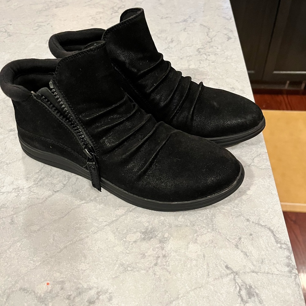 Clarks Black Ankle Booties with Side Zipper